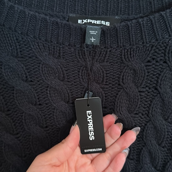 Express Men Cable Knit Sweater *BRAND NEW* - Picture 3 of 3